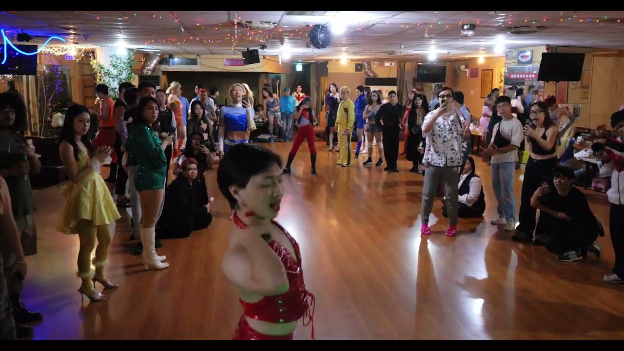 Beginner Performance @Ribbon Ball Presented by Iconic House of Mizrahi Taiwan Chapter