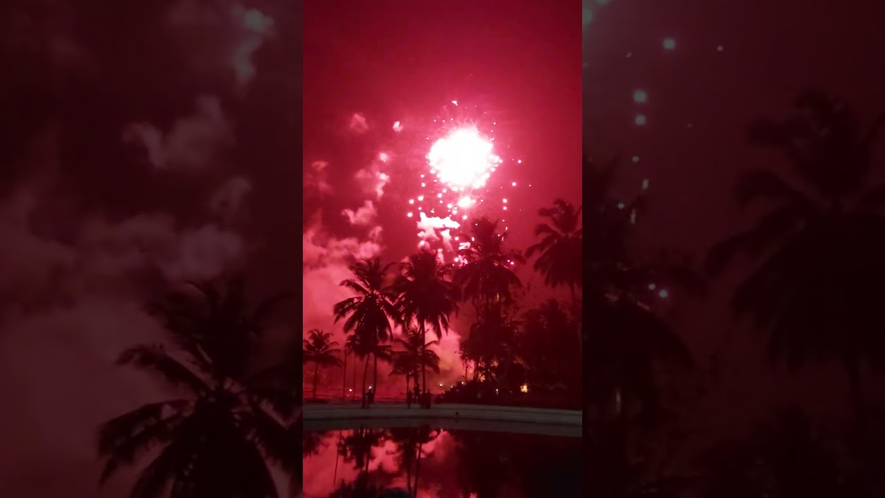 തെക്കുമംഗലം ദേശക്കൂത്തിനോടനുബന്ധിച്ച് ചിനക്കത്തൂരിൽ നടന്ന ഗംഭീര വെടിക്കെട്ട്.