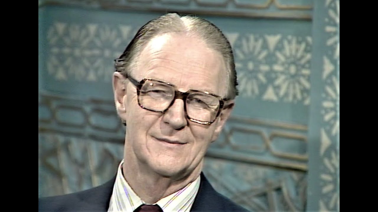 Why did this British scientist revert to Islam?  2/10