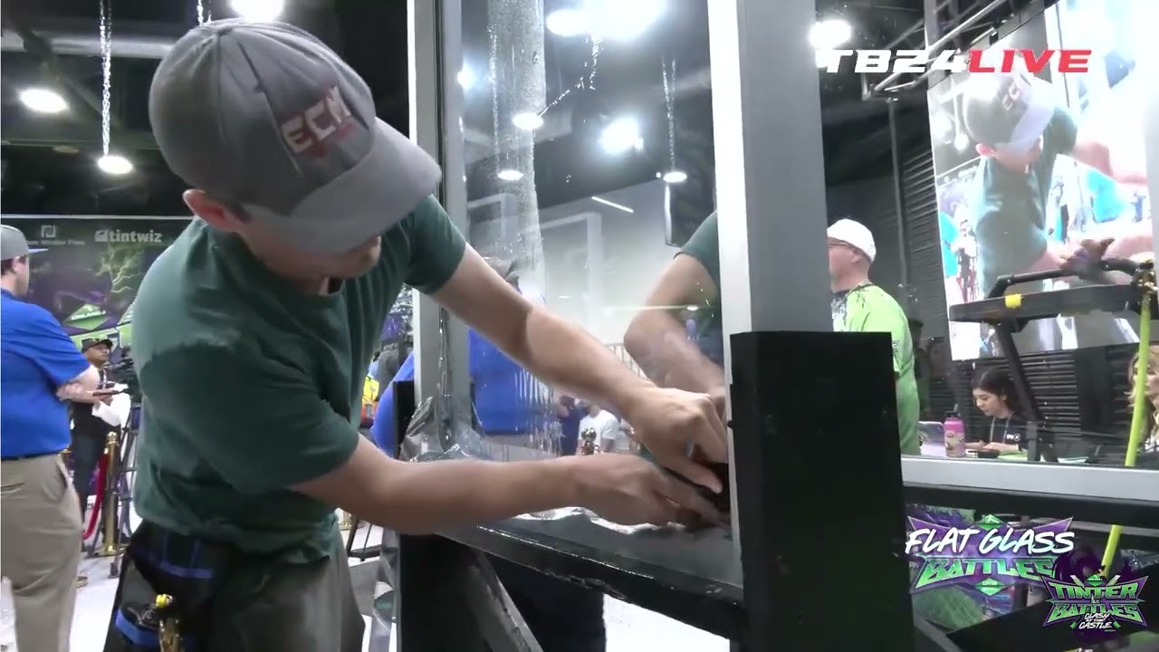 Young Tinter DESTROYS Competitors at FLAT GLASS Battles | Tinter Battles 2024