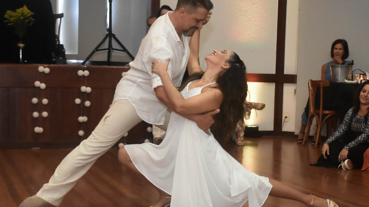 FABIANO VIVAS E KELLY REIS - SHE (Novo show 2022)