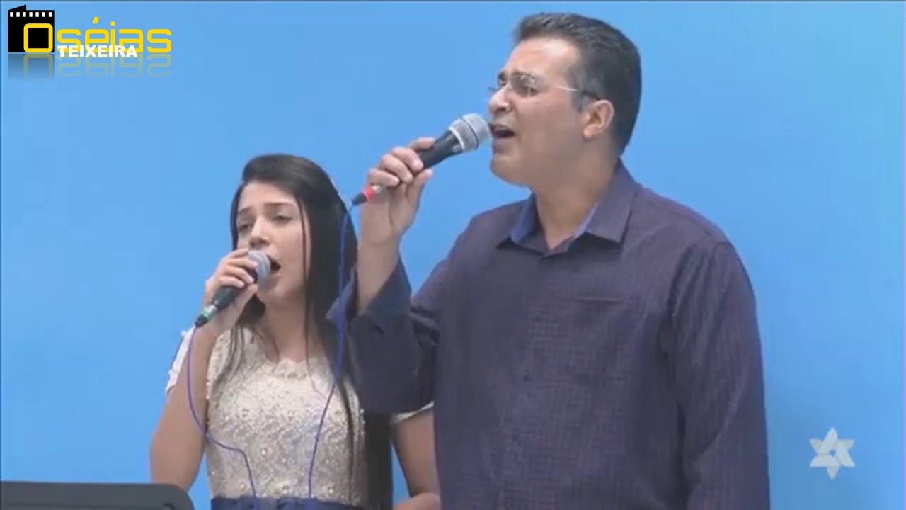 Rosto no Chão - Alice e Alessandro