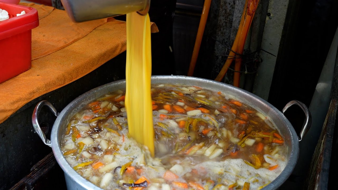 The most delicious market food in Taiwan: Tainan Yongle Market