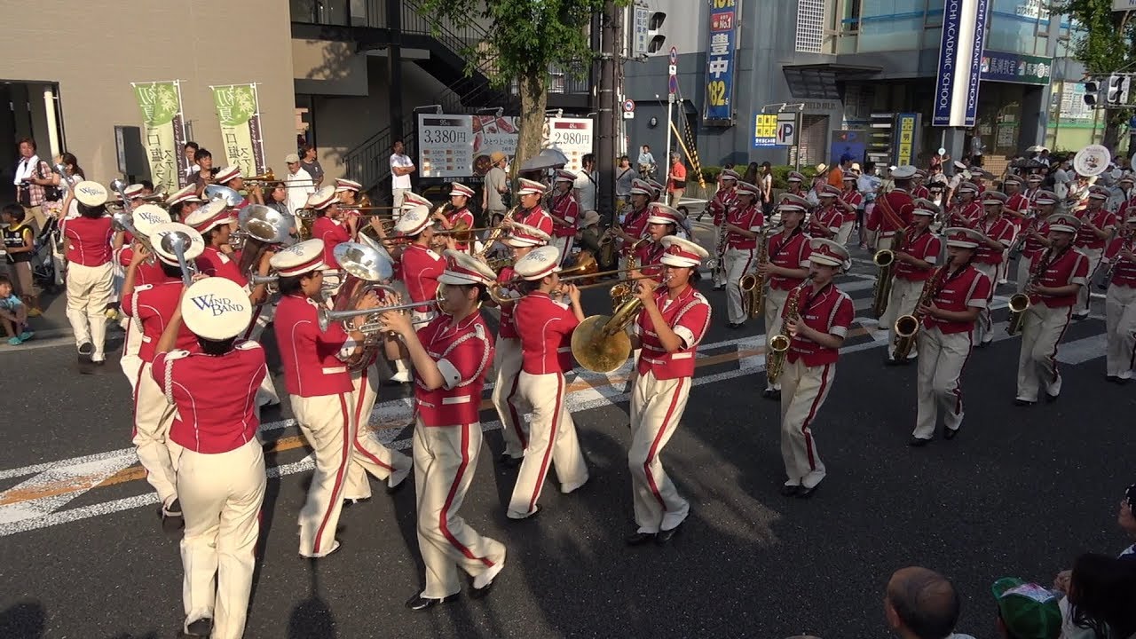 早稲田摂陵高校　第32回箕面まつりパレード2017