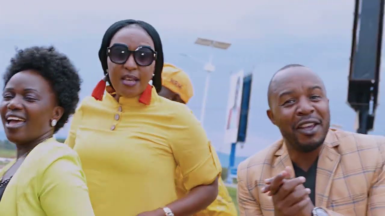 OGUME AHANTEBE mzee by Queen Marion ft All Stars