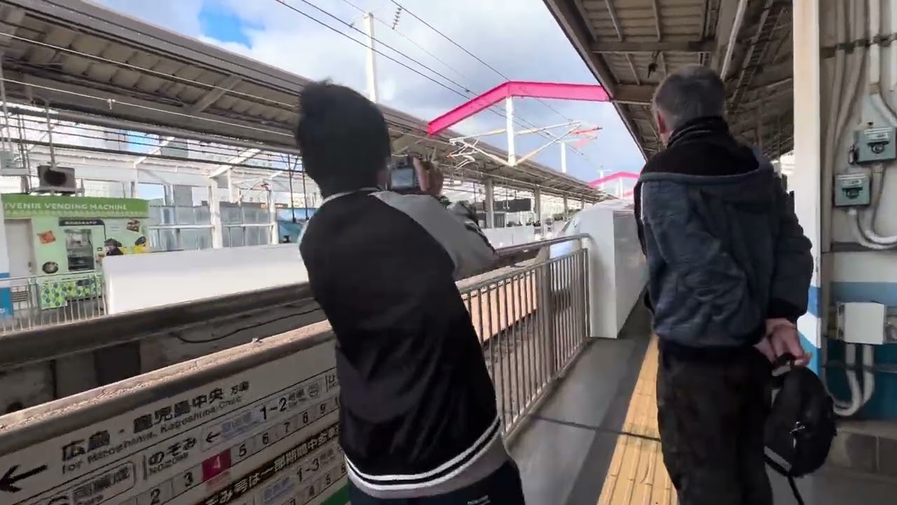 岡山駅で撮影したリバイバルのぞみ号です。
