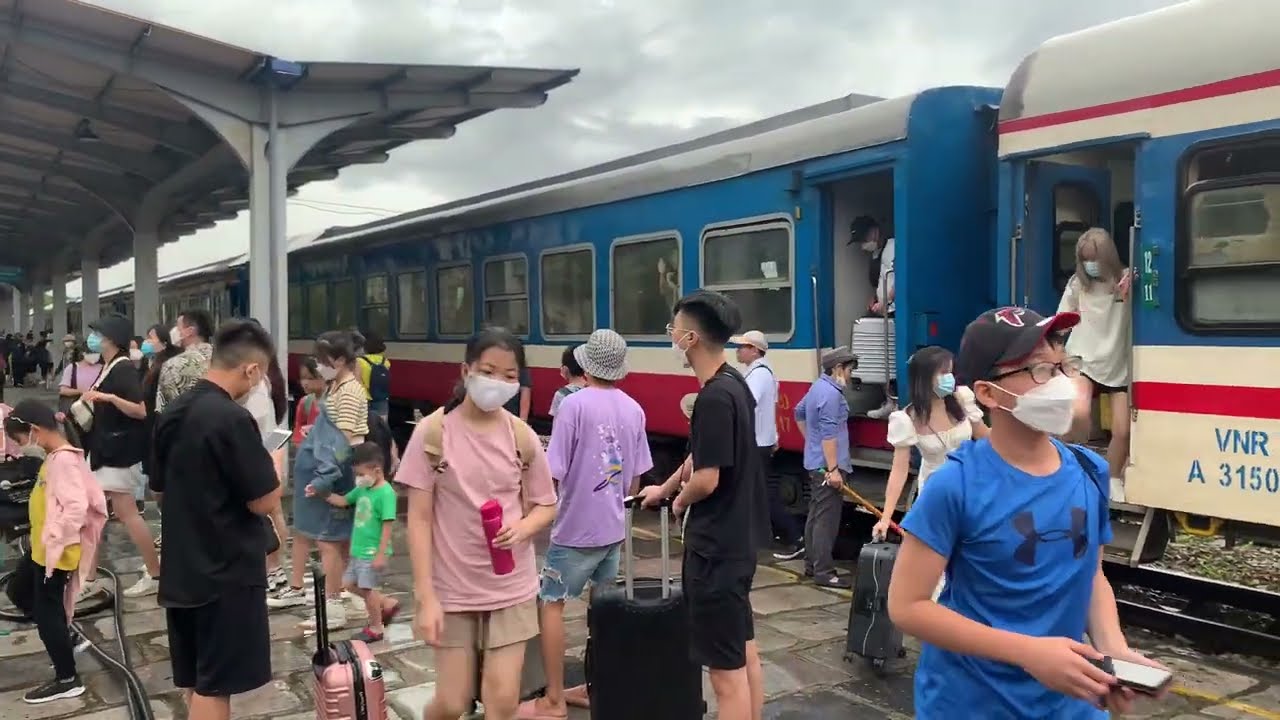 Hành trình Hà Nội - Hải Phòng bằng tàu hỏa Việt Nam