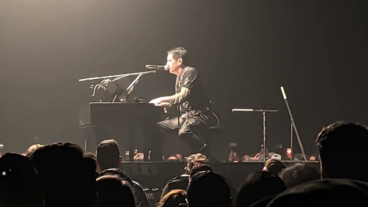Nine Inch Nails Live - Austin, TX 3-1-26 : Something I Can Never Have (DM Stripped Ending)