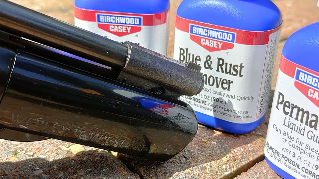 Cold bluing pistol barrel: Birchwood Casey Perma Blue