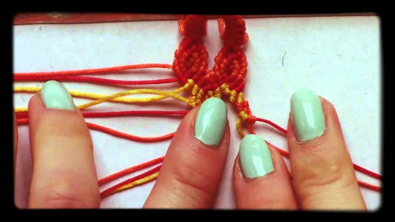 Rose Patterned Macramé Bracelet