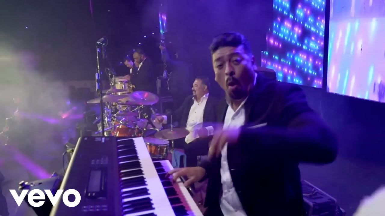 Tropicalisimo Apache - Sorbito de Champagne (En Vivo)