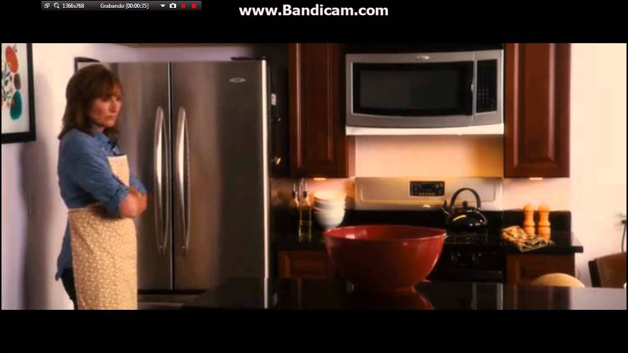 LoL chicken scene