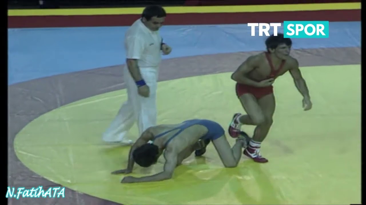 Fevzi Kaynak, İtalyan Rakibini Çırparak Madalyaya Koşuyor.. #güreş #wrestling