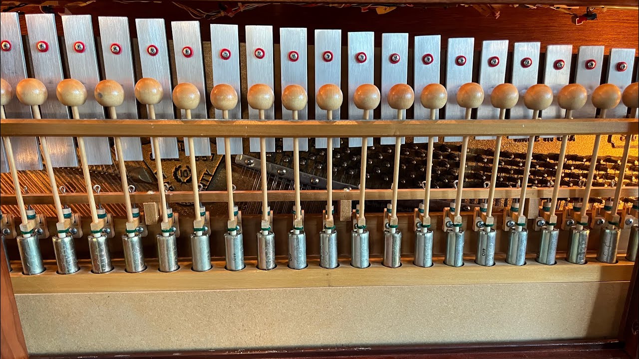 Dream A Little Dream of Me on a Nickelodeon player piano