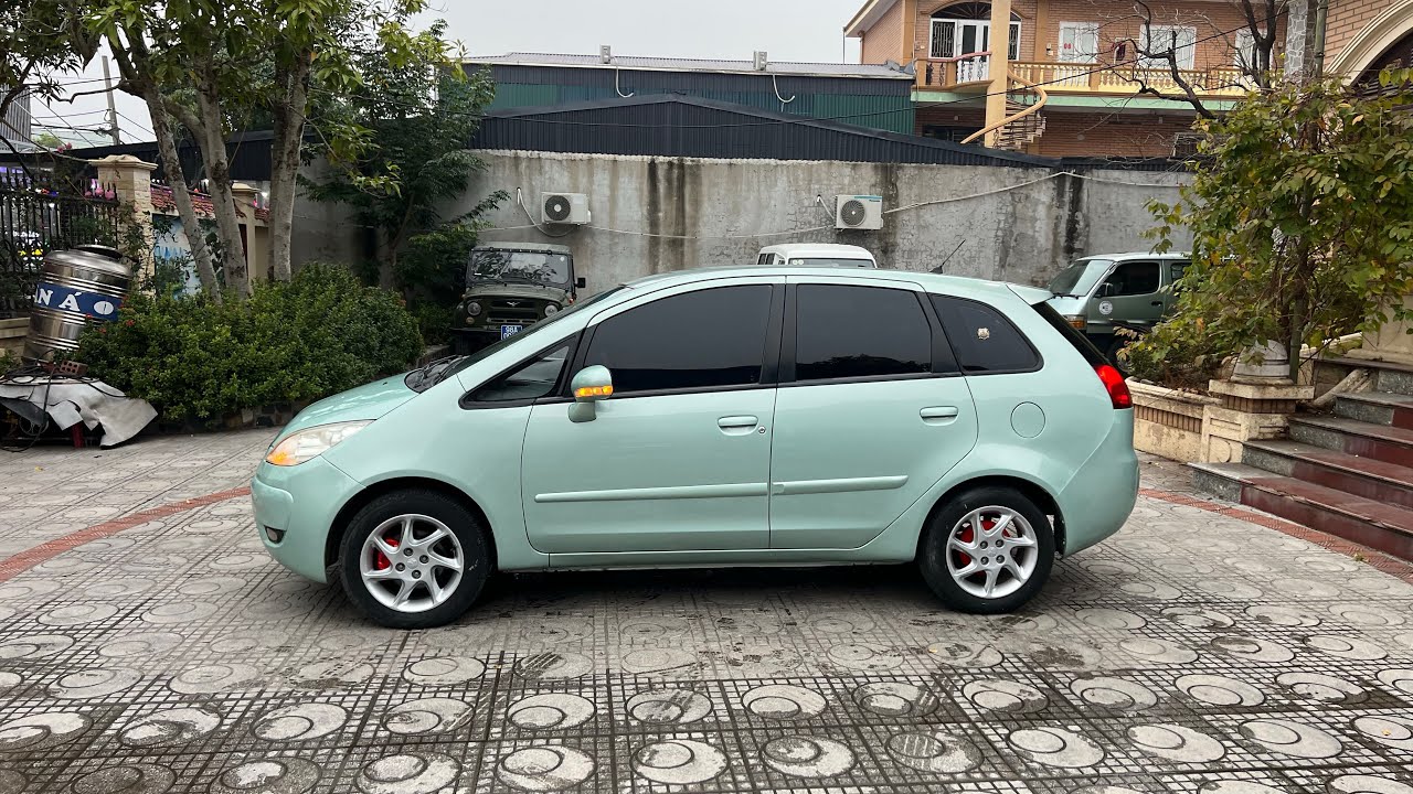 Míthubishi cotplut đĩa bay số tự động đến từ tương lai đẹp các bác ạ 0913501229 