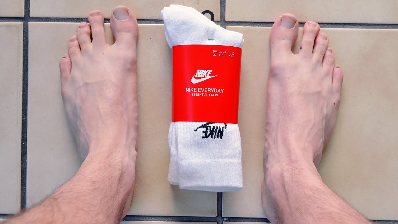 Nike Essential Crew Socks on Feet Review