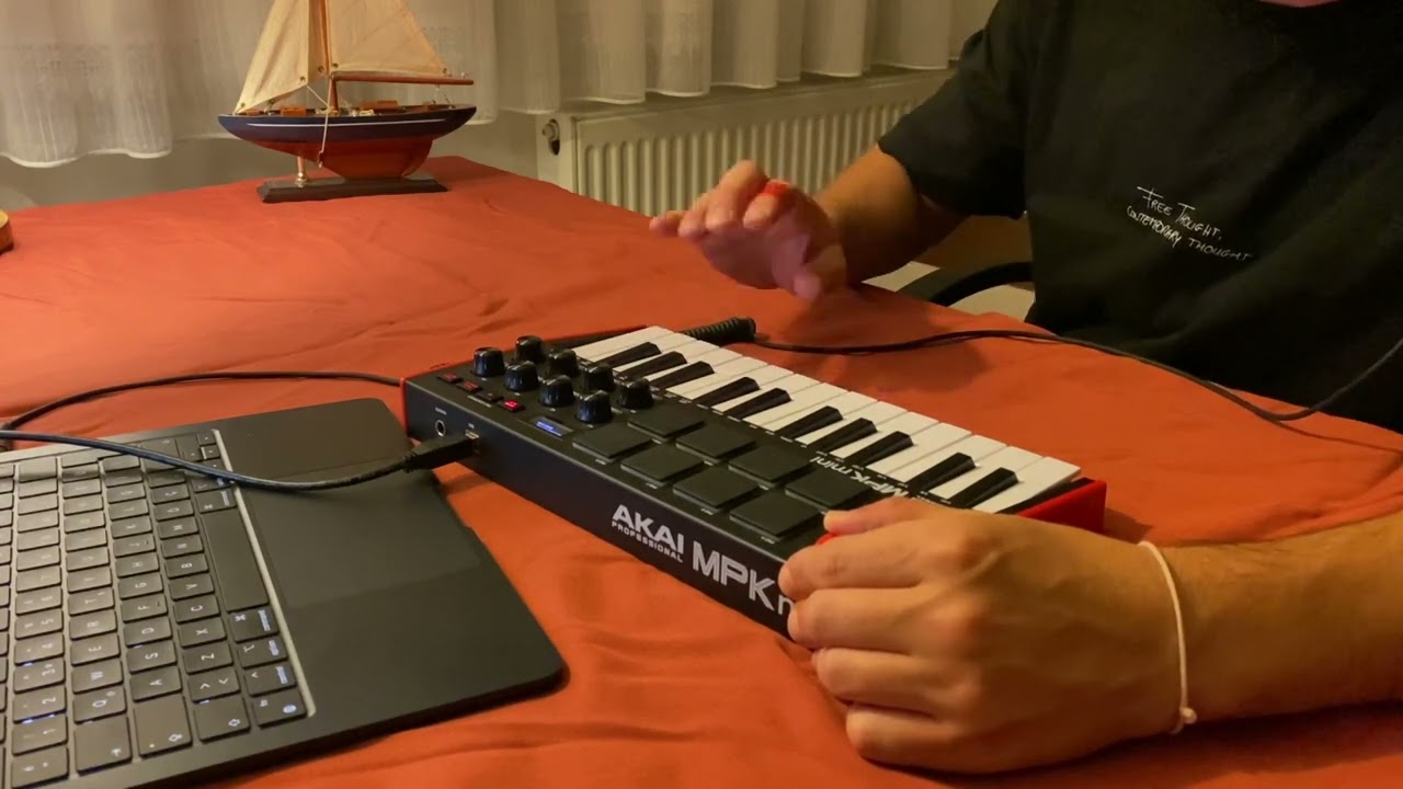 Space Song - Beach House 🪐🎧🖤 (Akai MPK Cover)