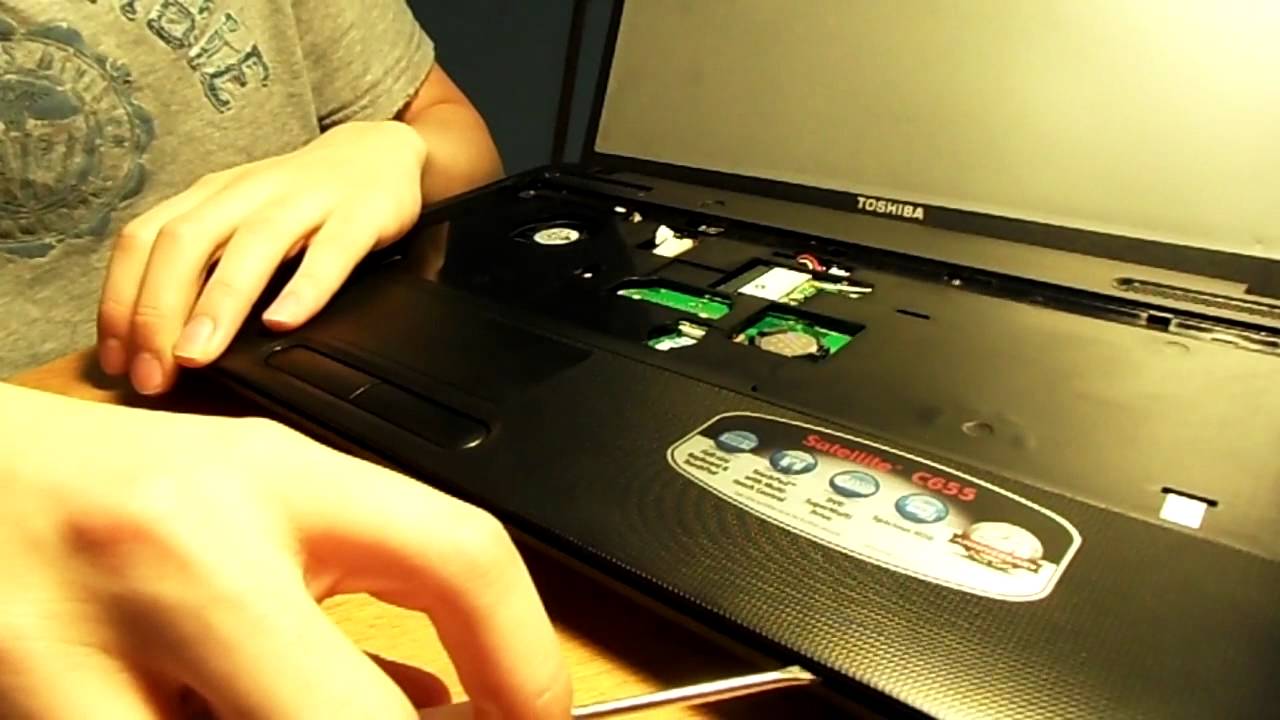 How to open Toshiba C655 / C655D laptop