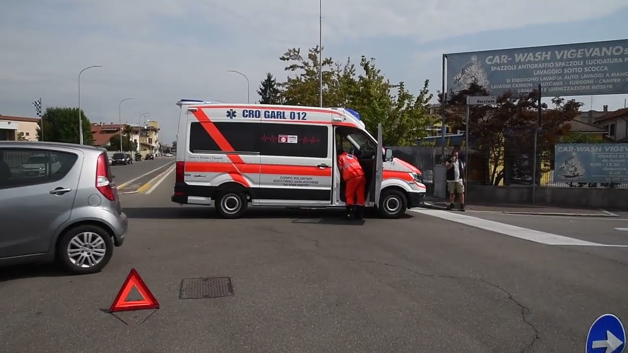 Incidente auto moto Vigevano