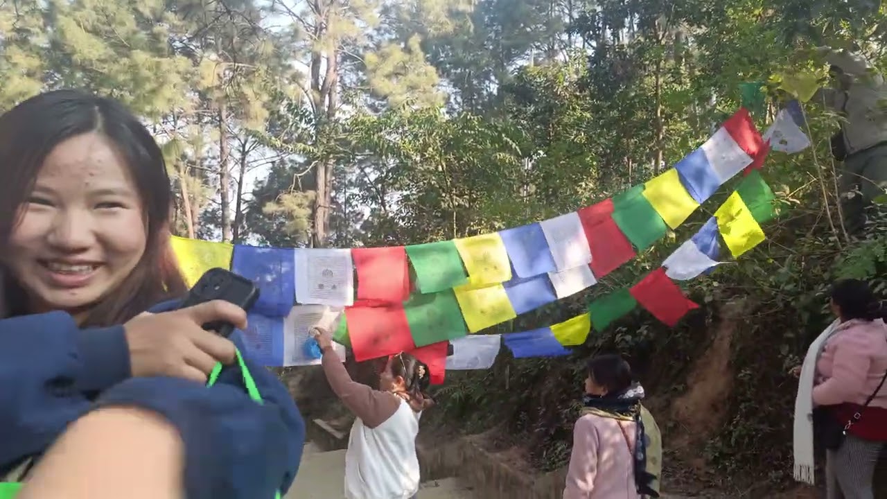  Aja chai hami family haru janggal Lungdar tangan gako ( Tamang  budhish) ( lama lungdar) ♥️