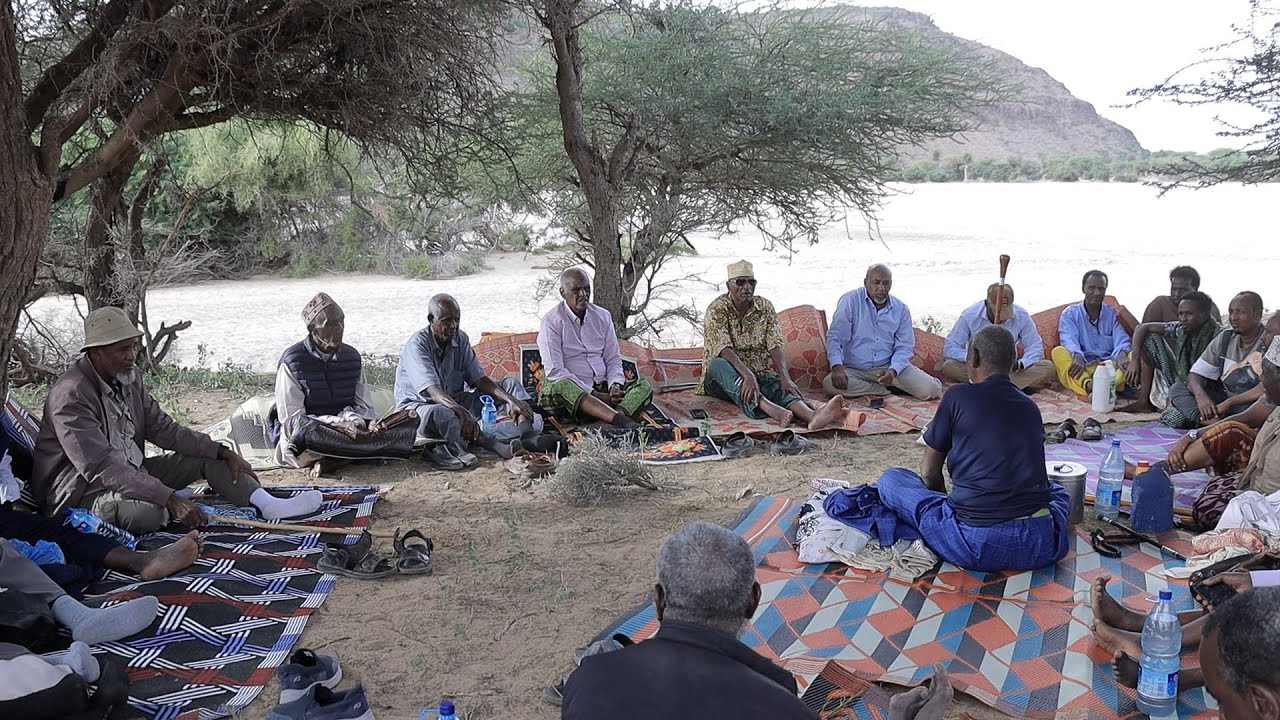 Guddi Nabadeed dhex-dhexaadin ka bilawday Deegaanada Xeebta ee Waqooyiga gaar ahaan deegaanka Hulka.