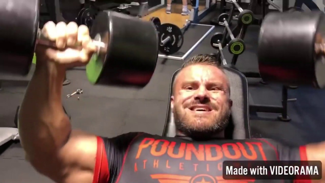 W jaki sposób ćwiczyć aby szybko zbudować ogromną klatkę piersiową? Karol Małecki