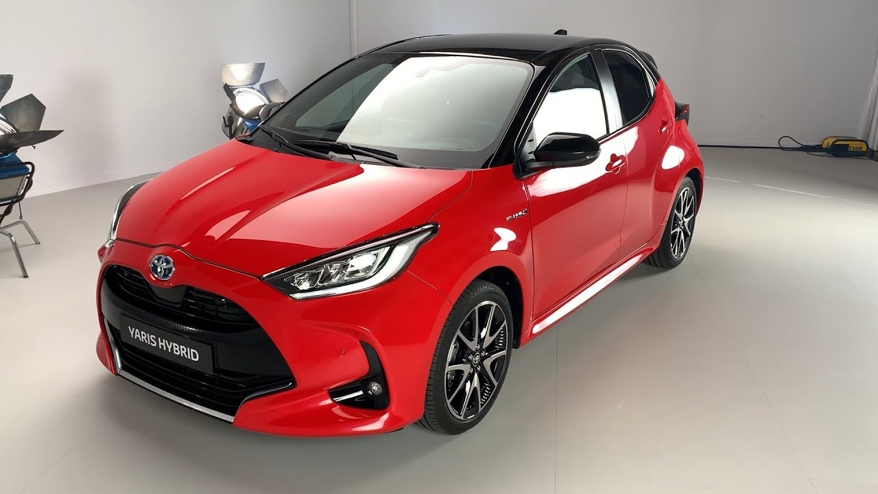 TOYOTA YARIS 2020 - внешний вид и интерьер (1.5 Hybrid) - WORLD PREMIERE