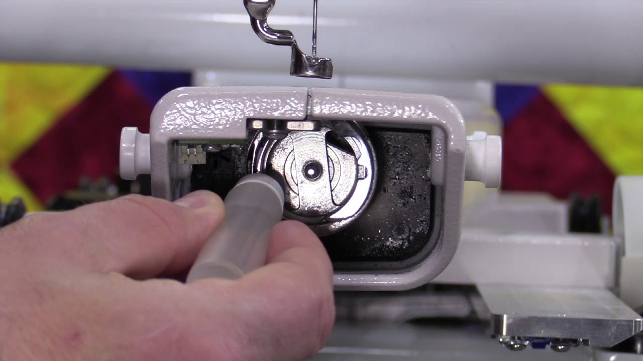 Oiling the Hook on Your Handi Quilter Forte