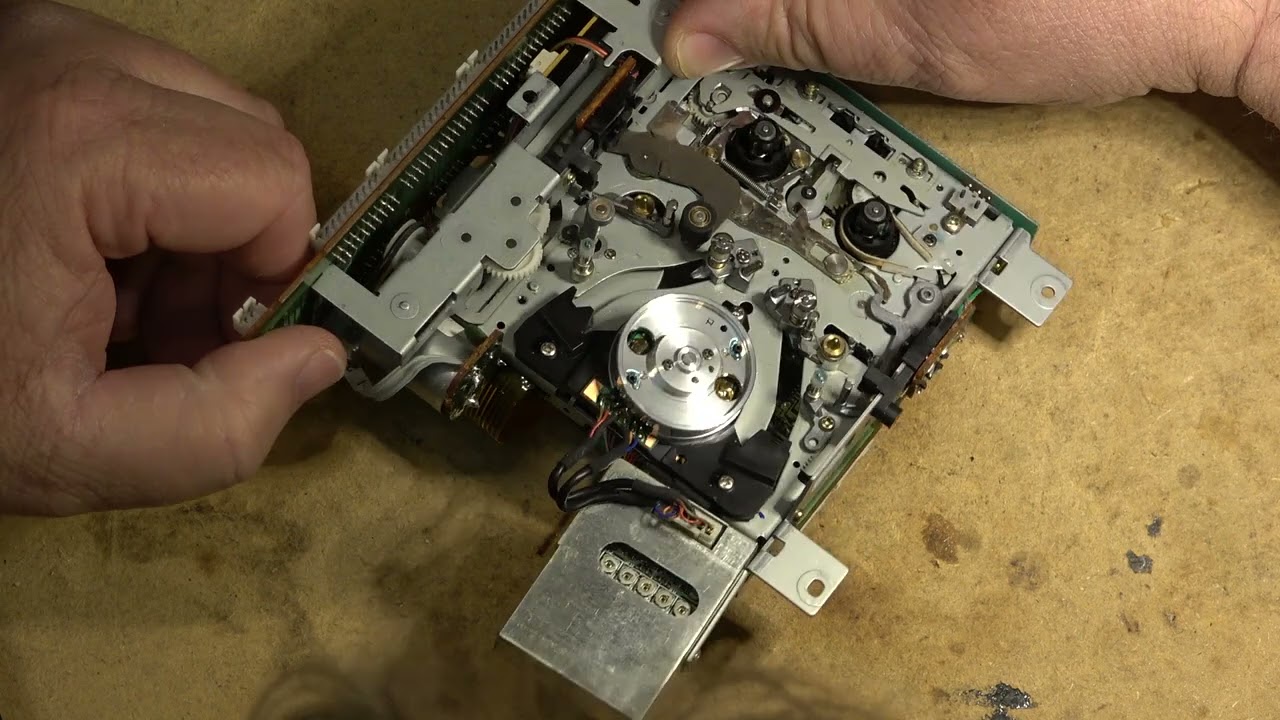 Tascam DA30 DAT recorder making a popping sound on playback