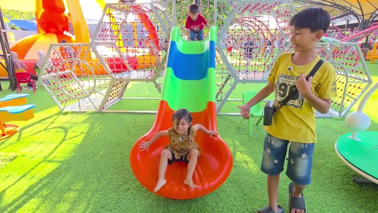 LICYA'S EXCITEMENT PLAYING AT THE NICE PLAYLAND KUDUS