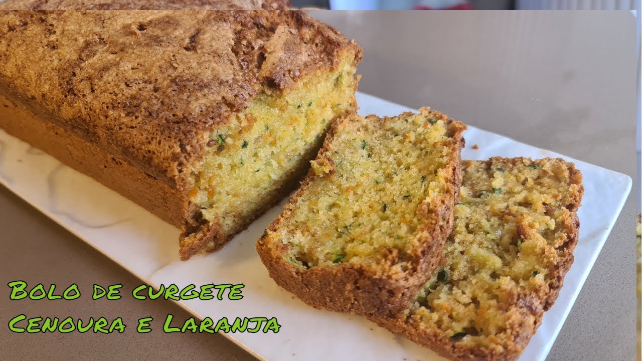 Bolo de curgete ( abobrinha), cenoura e laranja