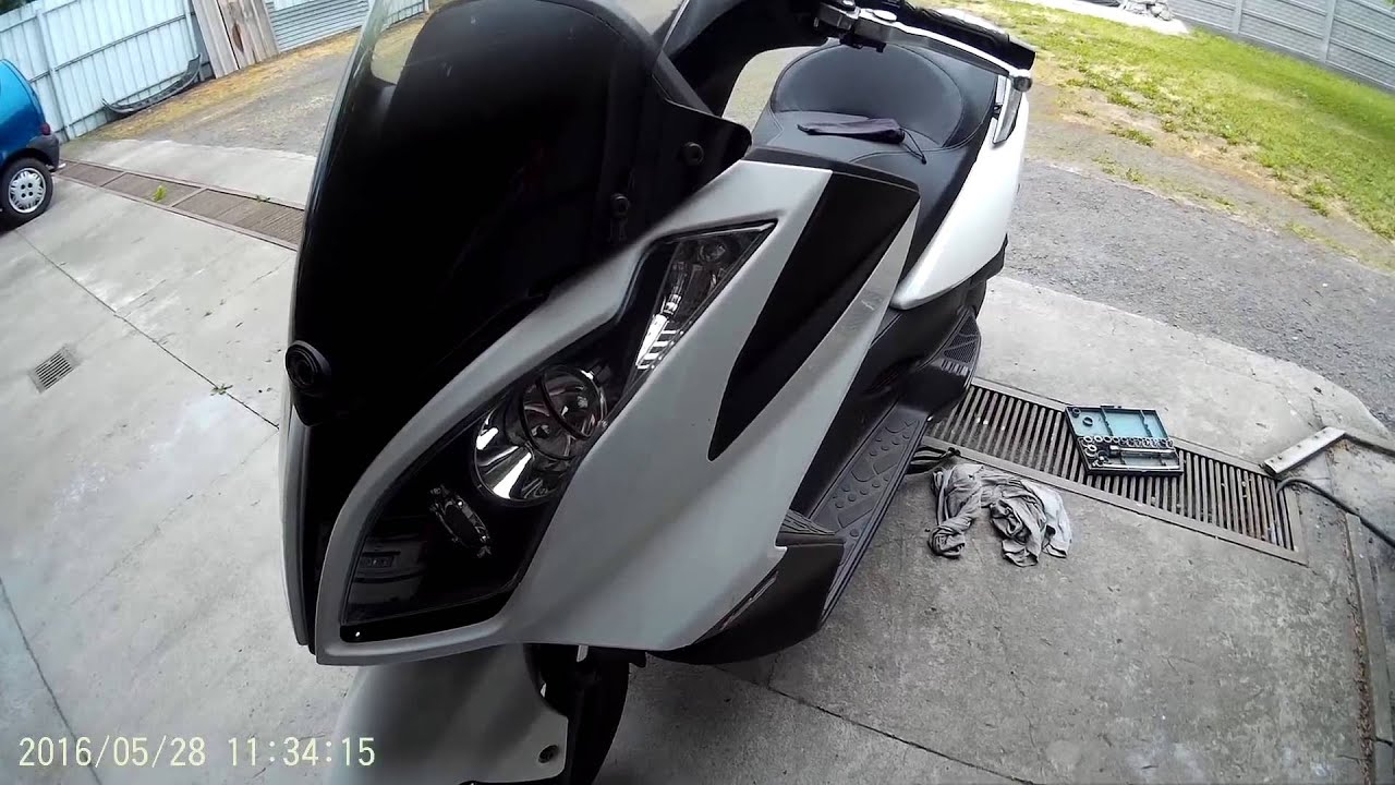 Kymco Downtown 125i wymiana samego oleju (bez filtra 1,0L)