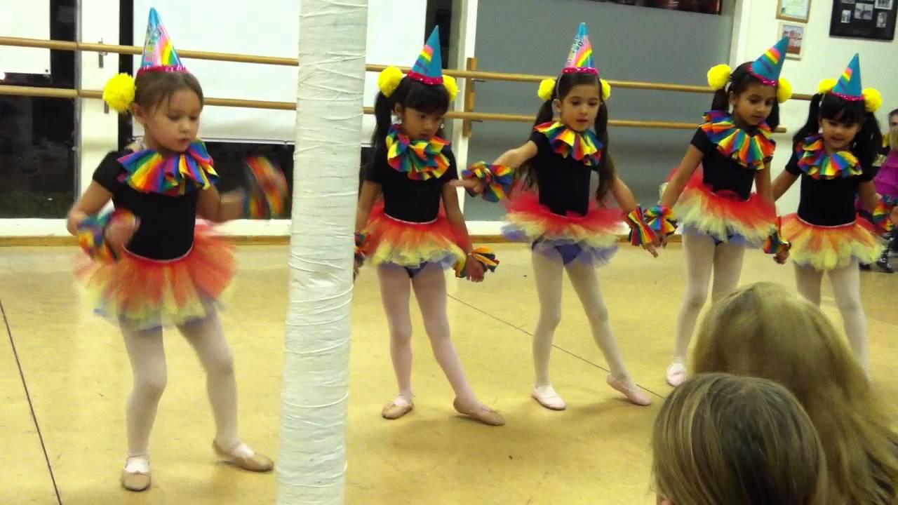 Audra Yap performing 
