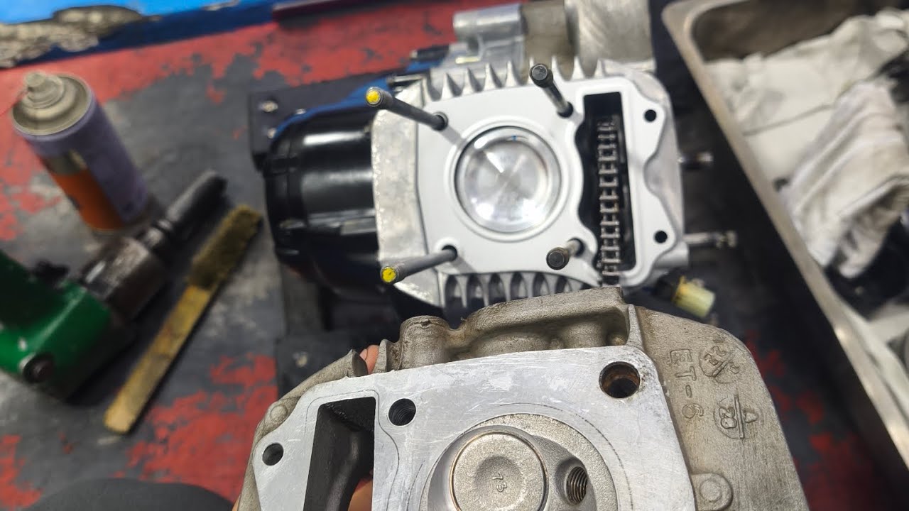 Engine assembly and overhaul procedure for a Honda Wave 125 engine.