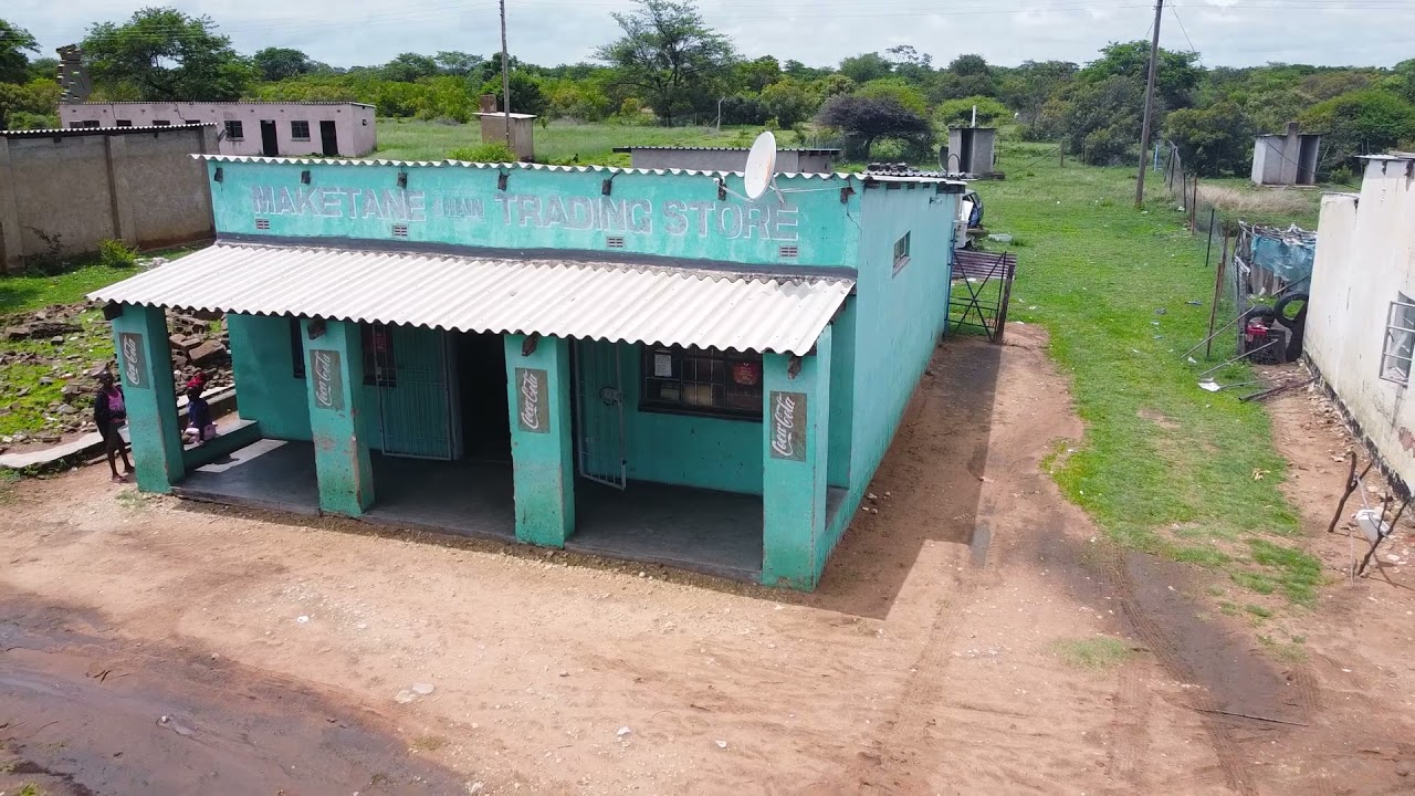 Ko Nkunzi ezitolo  Tsholotsho