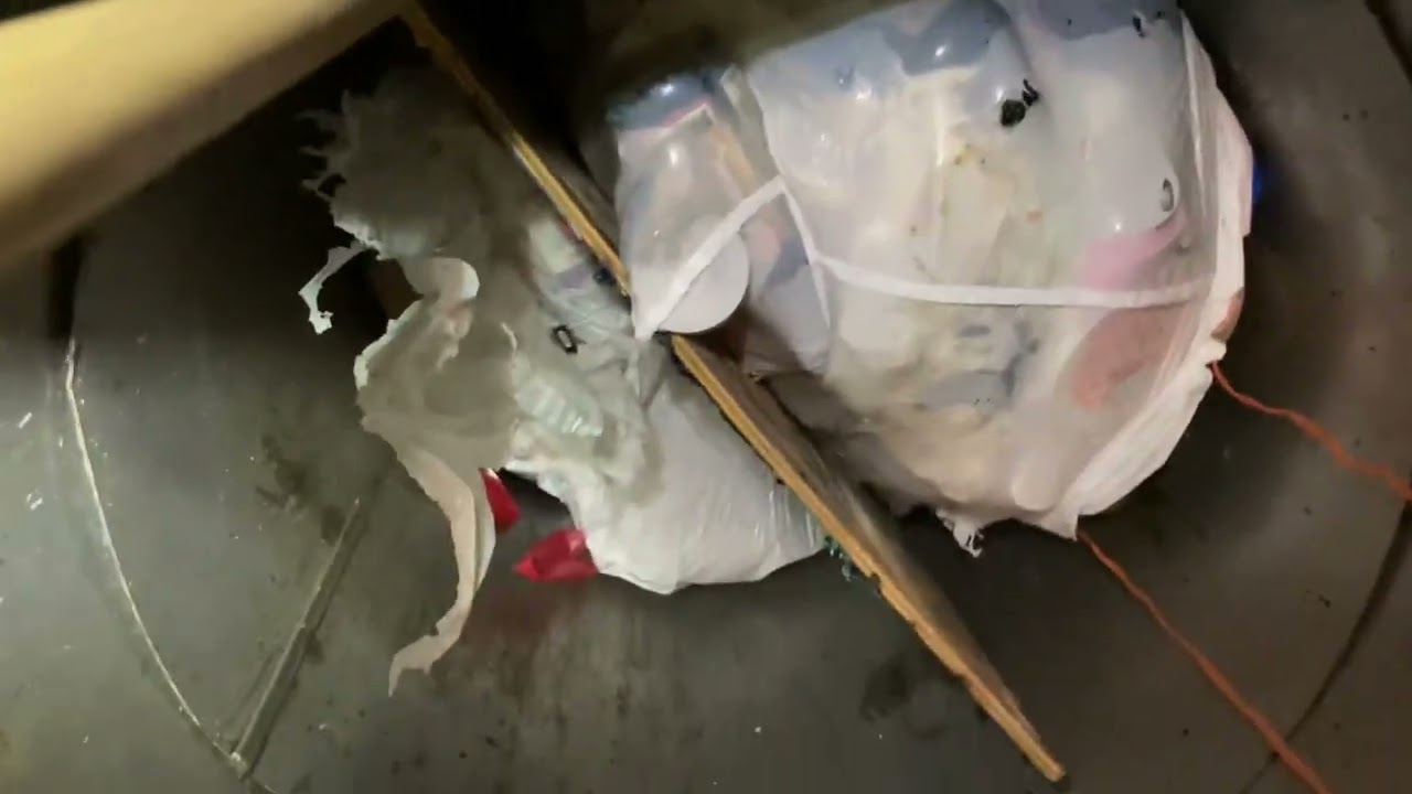 Trash Chute Unclogging