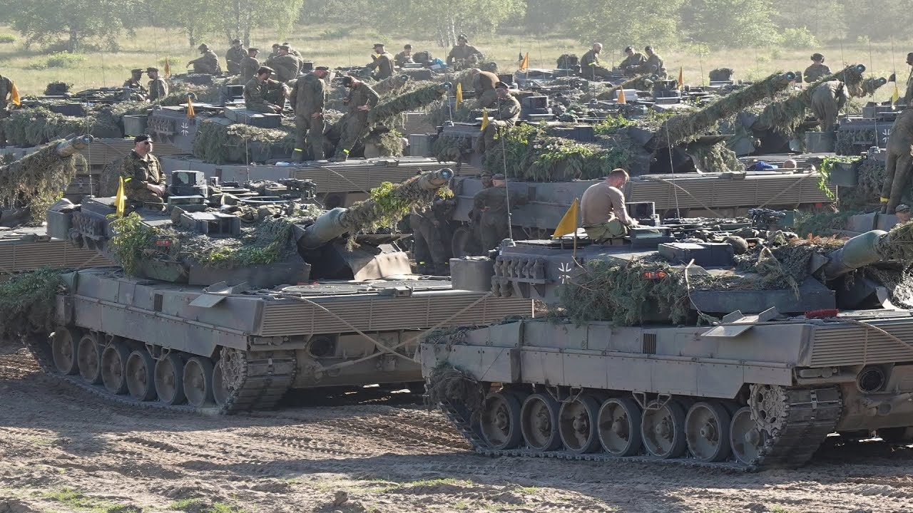 Panzer, überall Panzer! Gefühlte 100 Panzer Leopard 2, CV9035NL, Keiler, Fennek, Fuchs Bundeswehr