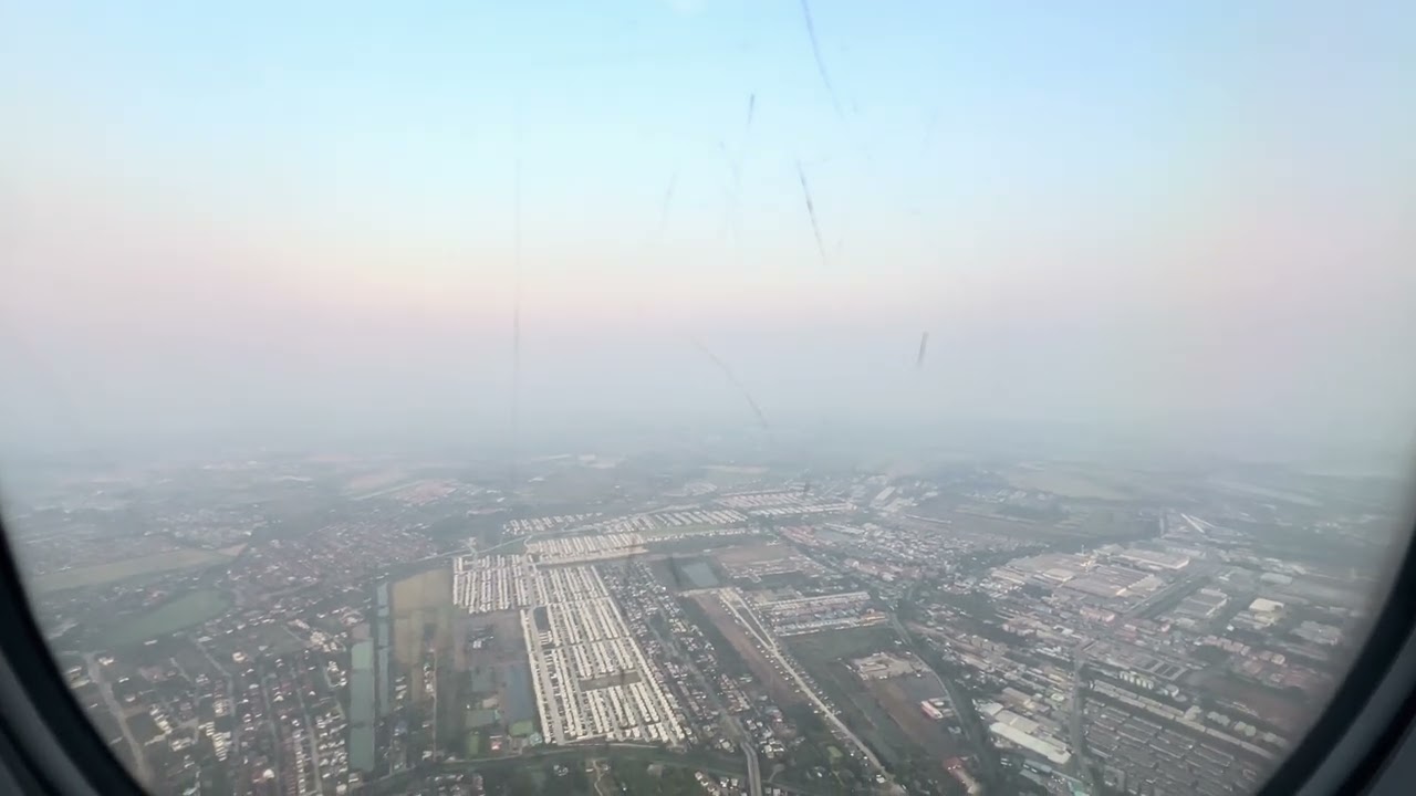 Landing in Bangkok, Thailand | Suvarnabhumi Airport (BKK)