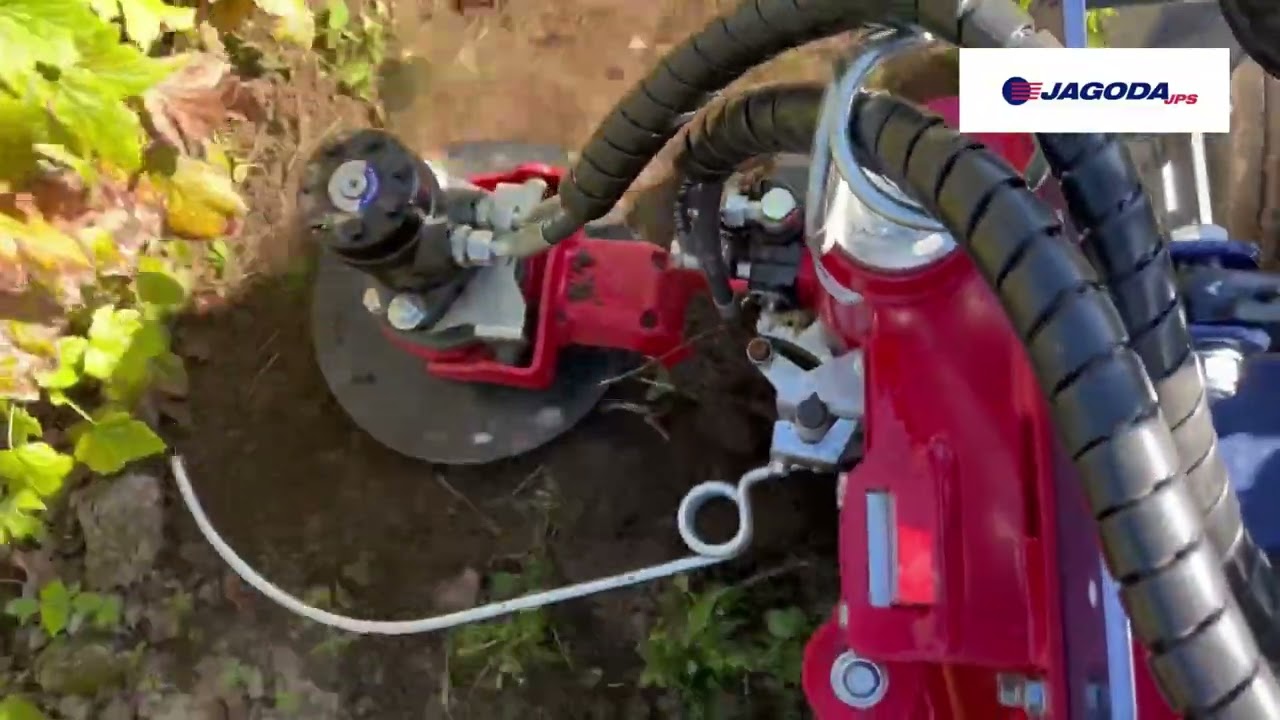 Meet the LU-001M Vineyard Weeding Machine, Precise Weeding Under Vine Care & Orchards