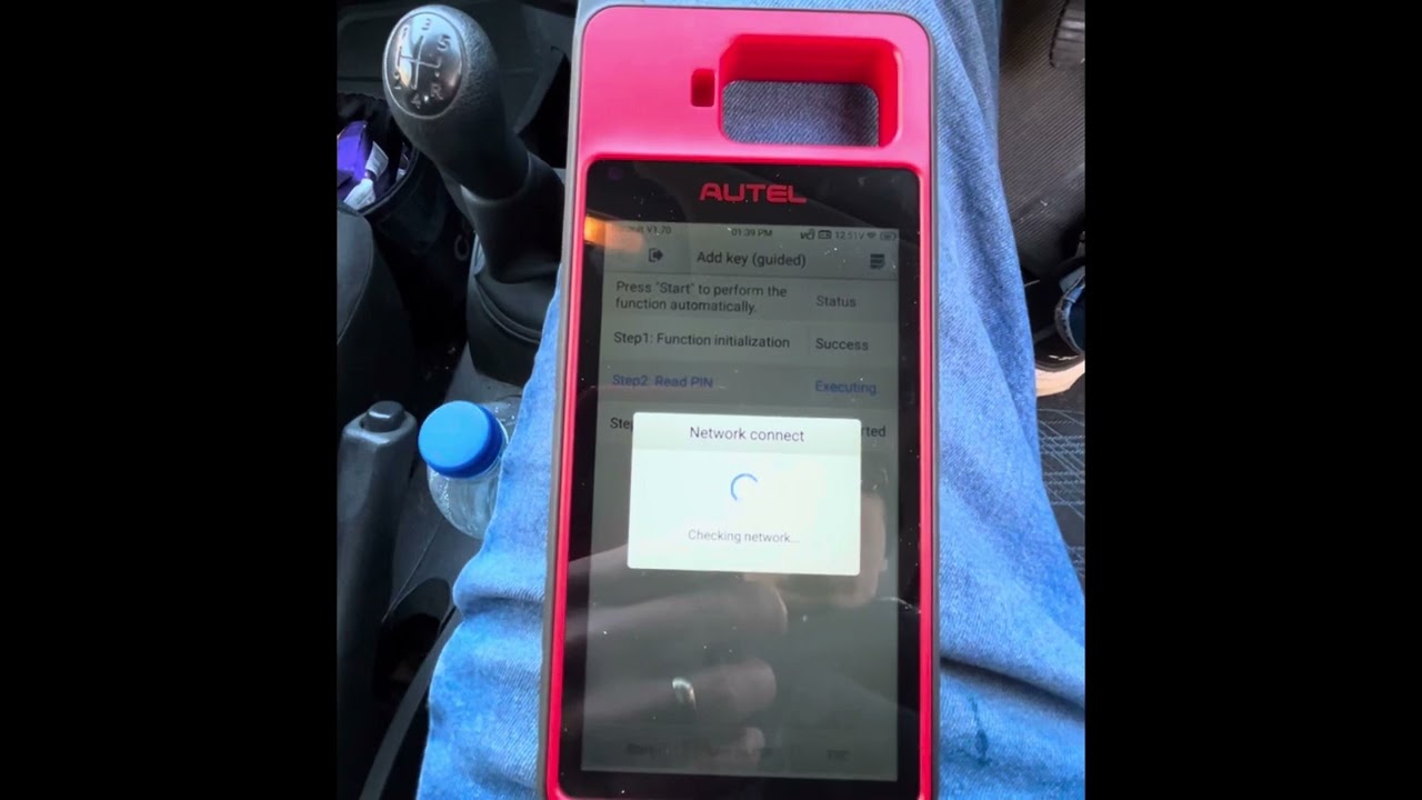 Adding a key to a 2006 Renault Clio using Autel KM100