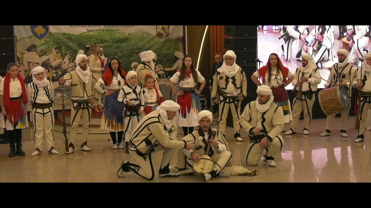 P&euml;rformim me Lahut nga antari m&euml; i vjet&euml;r i ansamblit Rugova