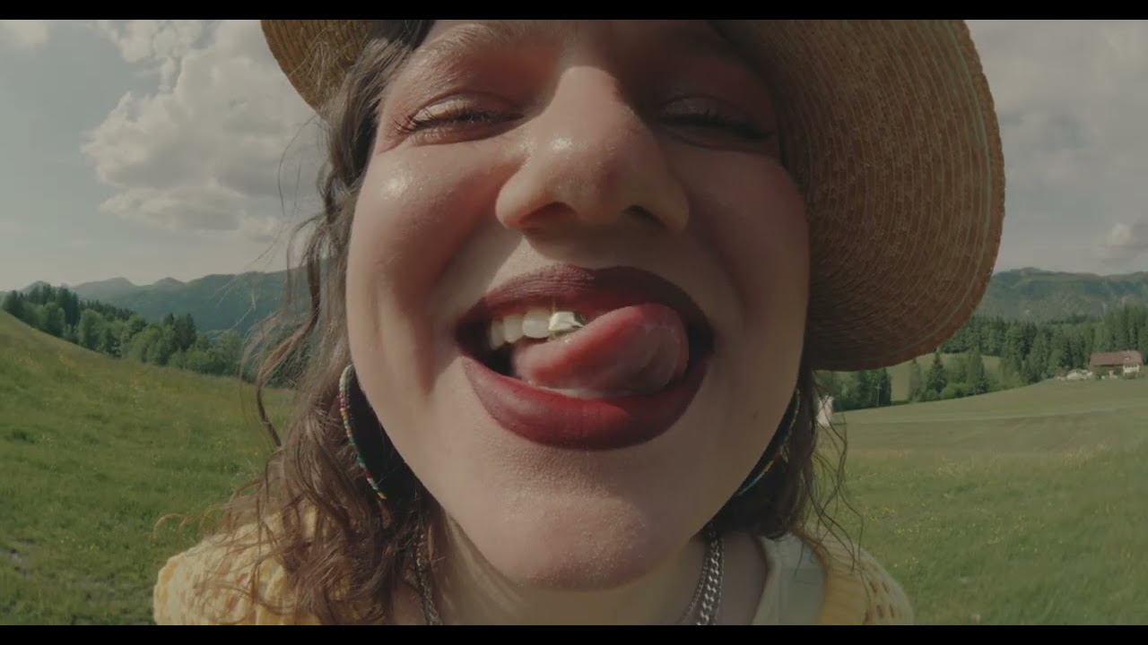 Anna Buchegger - MARIA
