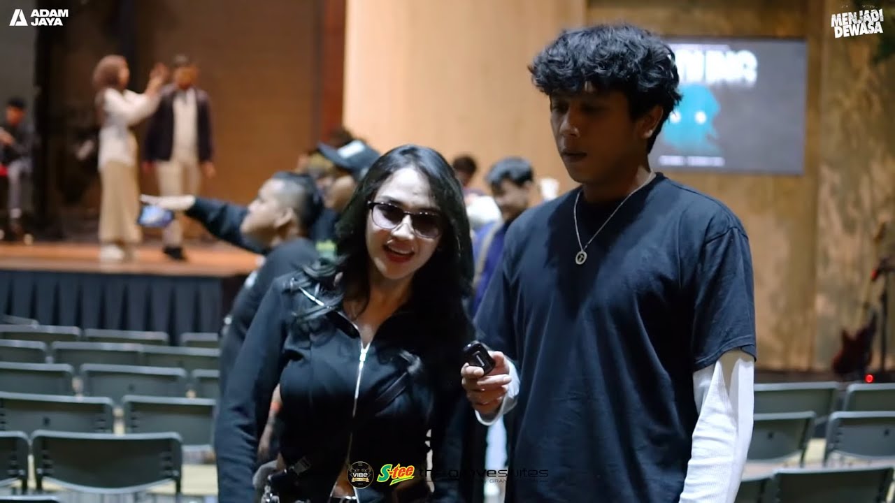 VLOG MENJADI DEWASA JAKARTA BANYAK TOKOH TERKENAL WOW WOW WOW | ADA KELUARGA ISTRI JUGA BRO HI PANIK
