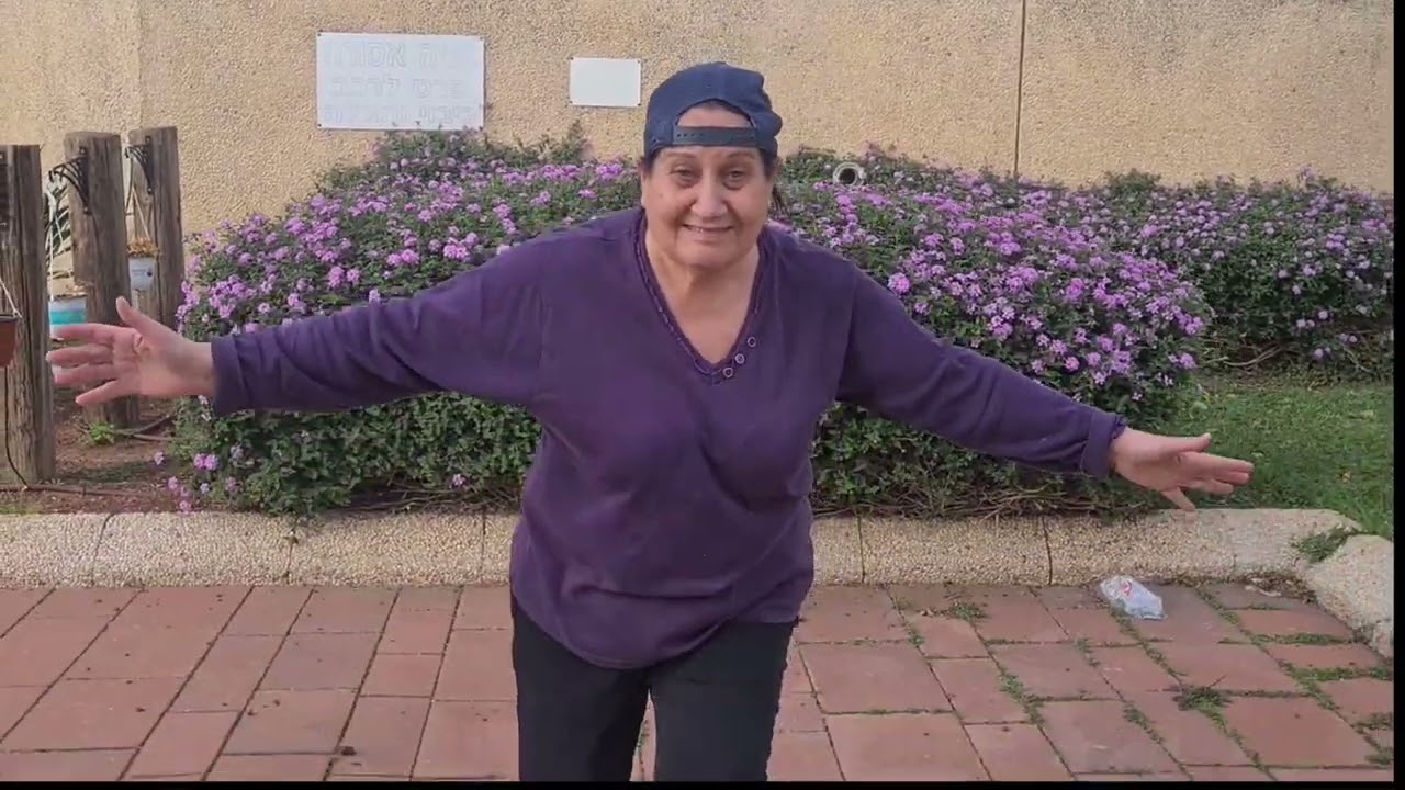פורים שמח 2023- משפחת הרשמן ויעקובוב