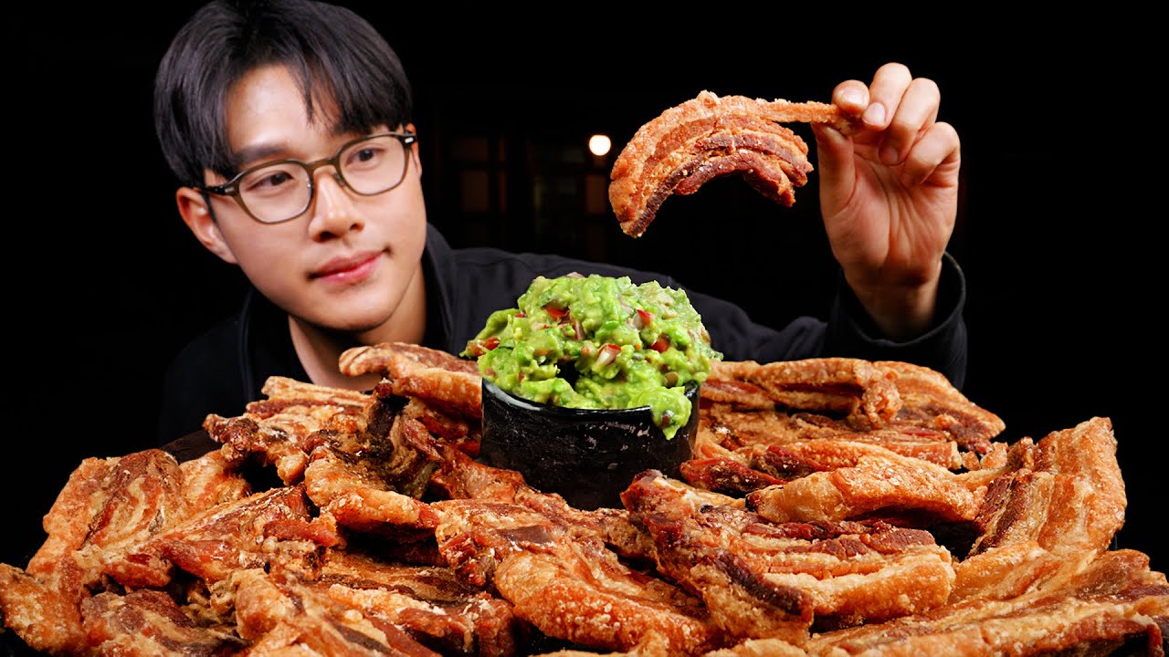 ASMR | Chicharrones & Guacamole cooking and mukbang in the countryside | no talking eating sounds