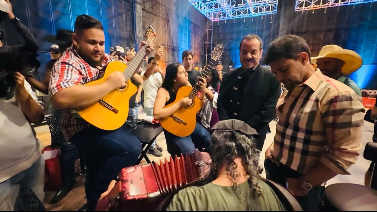 Um Chamamé para os ídolos da música sertaneja Zezé di Camargo e Ralf (Tostão, Arthur e Rafaela)