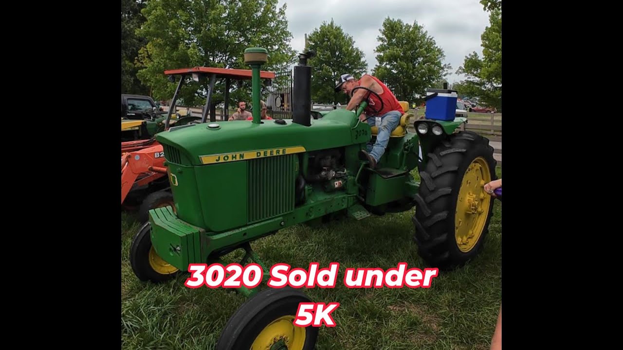 Tractors Sold at Consignment Auction