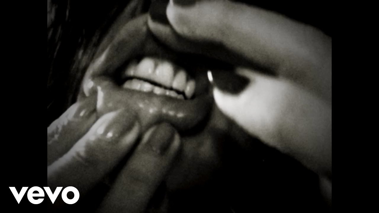 The Kills - Raise Me (Demo) (Official Video)