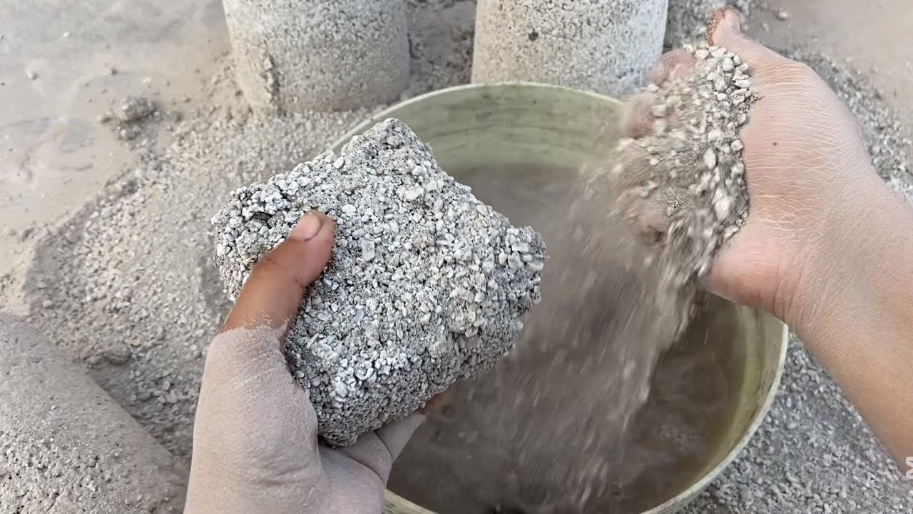 Yummy Concrete sandcement dry floor + water crumbling/ #oddlysatisfying #asmr #crunchycrumbles❤️❤️