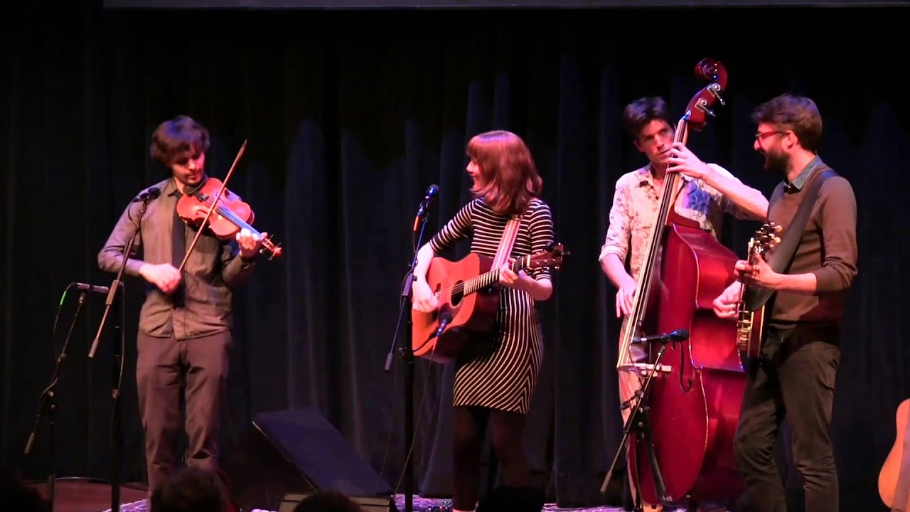 Red Prairie Dawn - Molly Tuttle & Friends at the Freight